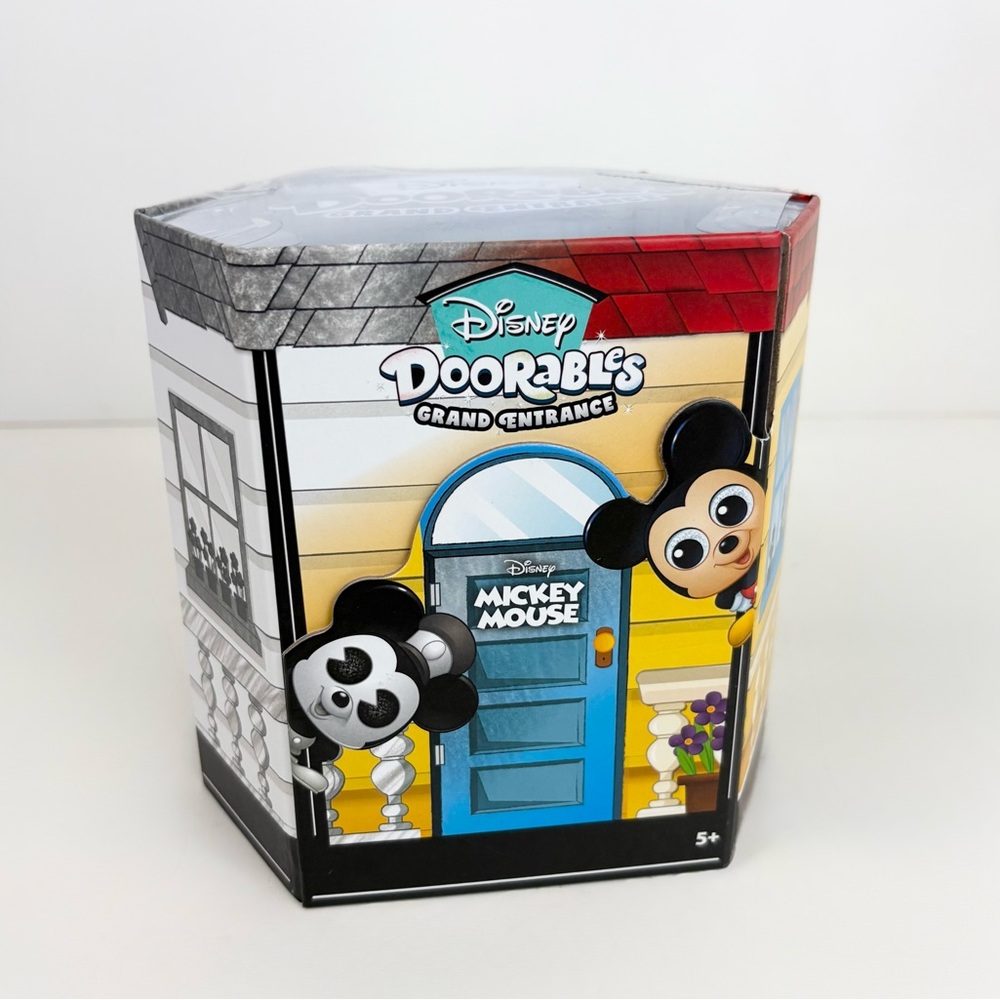 Disney Doorables Grand Entrance Mickey Mouse Two in Pack New In Box